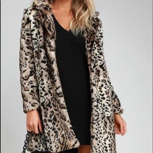 Faux fur coat leopard print